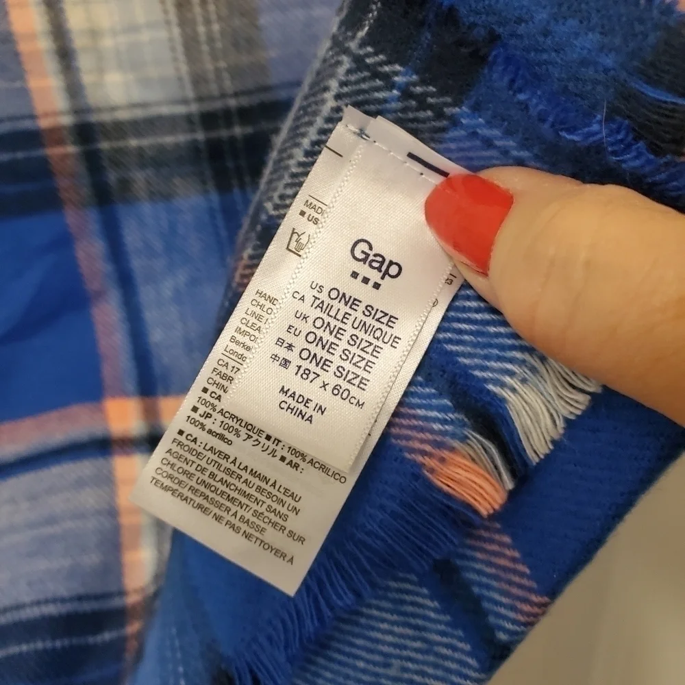 GAP plaid wrap